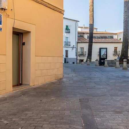 Apartamentos El Patio Plaza Santa Clara Caceres Luaran gambar