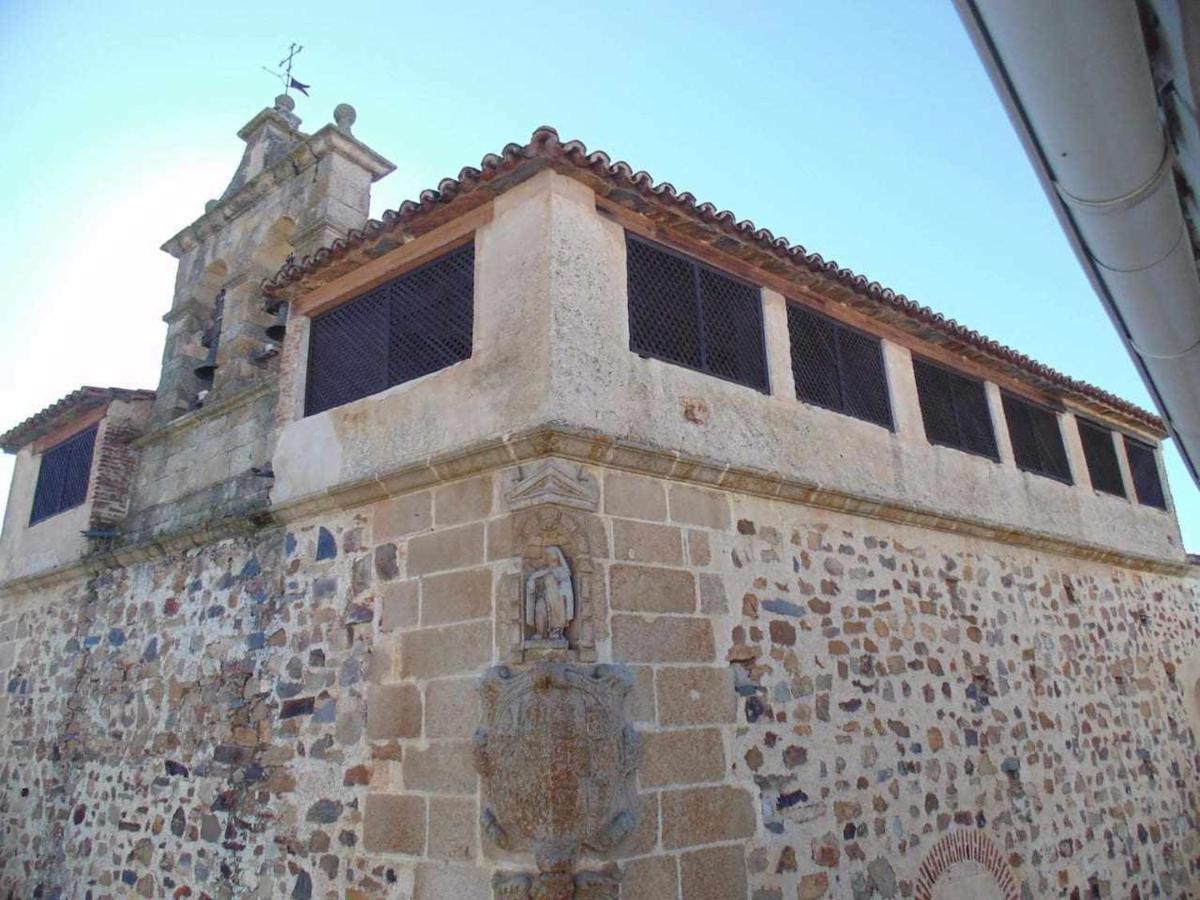 Apartamentos El Patio Plaza Santa Clara Caceres Luaran gambar